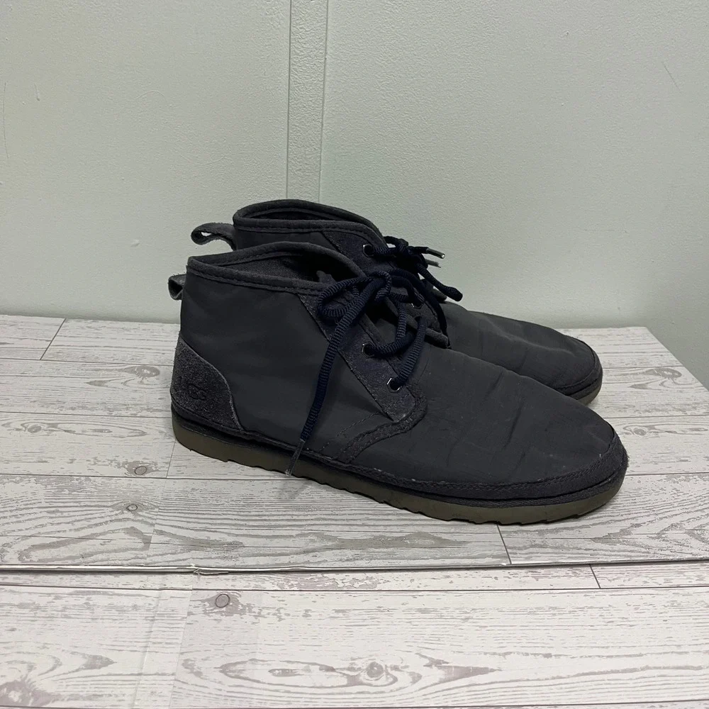 UGG Neumel Ripstop Chukka Boots Black Mens 9 Lace Up Ankle Suede Trim Boots